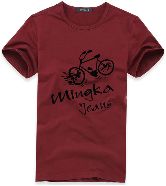 紅色圓領(lǐng)T恤衫